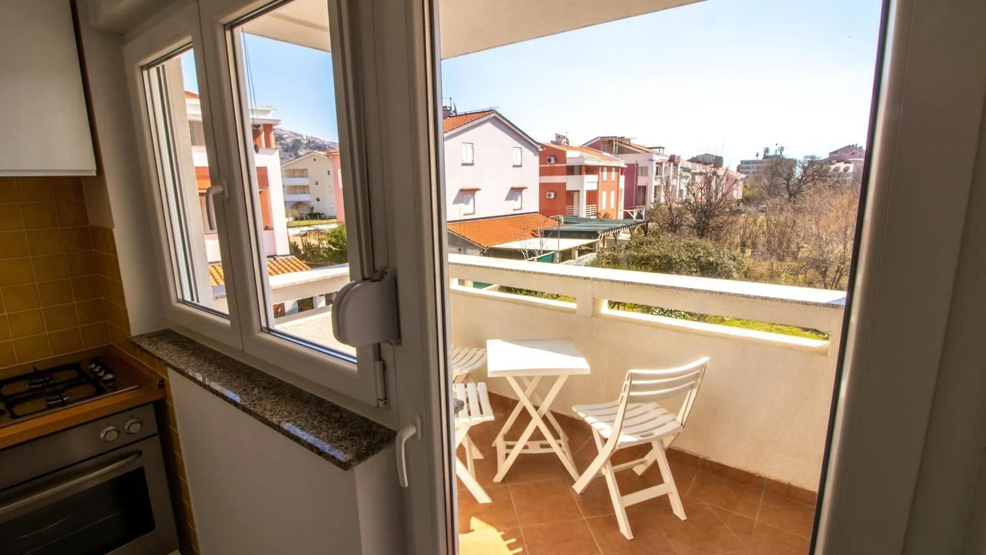 Apartments With A Parking Space Baska, Krk - 19512  巴斯卡